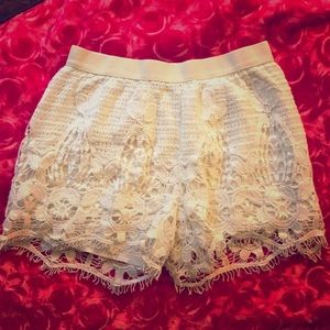 American eagle crochet shorts
